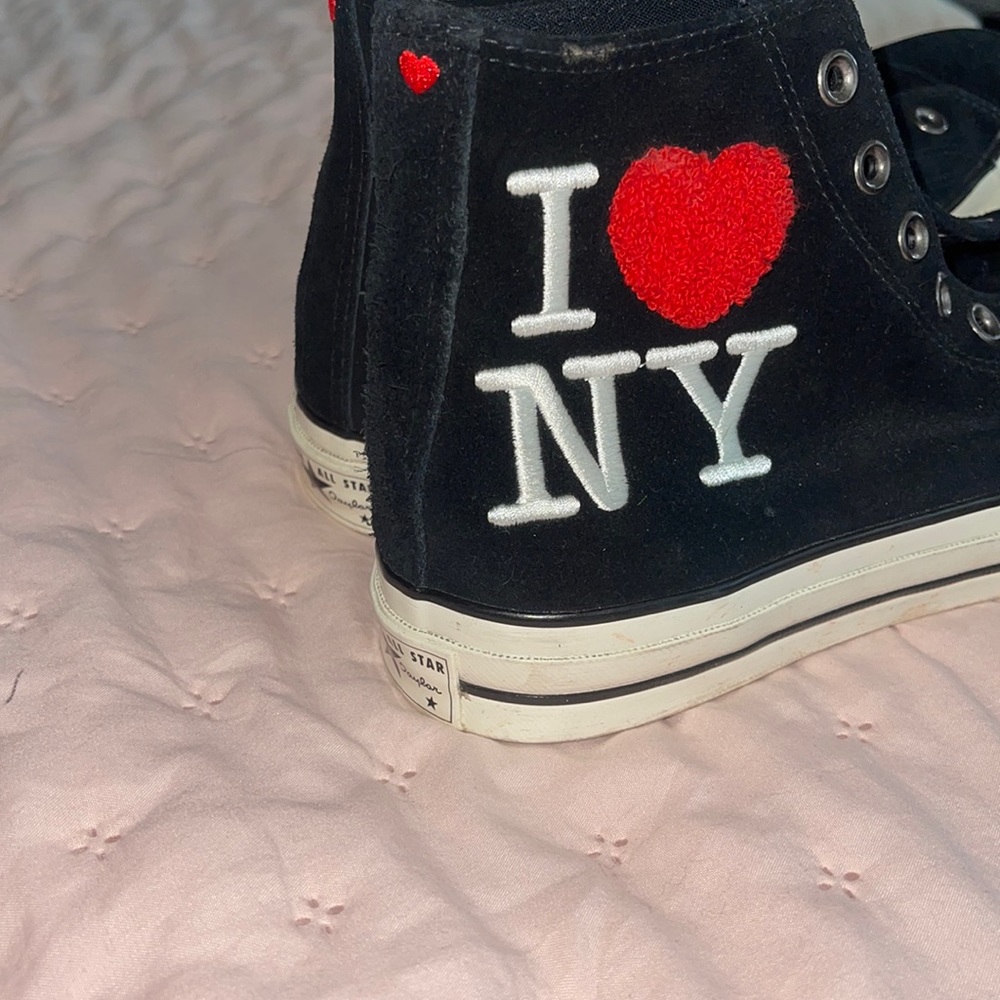 black i <3 nyc converse